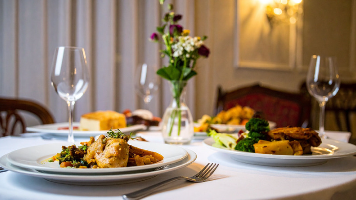 Shake It Off – How to Eat Out Without Blowing Your Sodium Budget: A Survival Guide